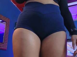 lady-brownn — Camsoda recorded stream image, 04.05.2026 11:00