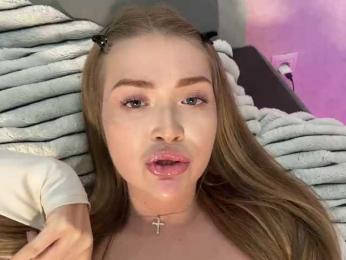 MILEDIUM — Bongacams recorded stream image, 04.05.2026 17:40