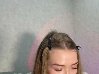 MILEDIUM — Bongacams recorded stream image, 04.05.2026 17:40