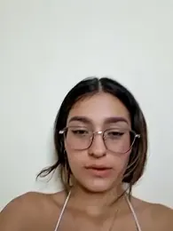 Ary-18 — Stripchat recorded stream image, 04.05.2026 21:30