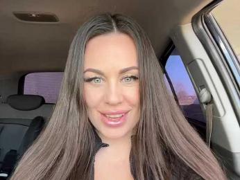 -Hennessy- — Bongacams recorded stream image, 05.05.2026 07:50