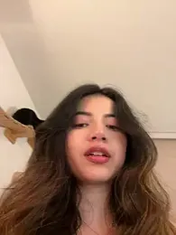 missani — Stripchat recorded stream image, 06.05.2026 00:00