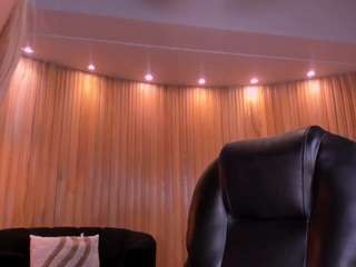 meganwest — Camsoda recorded stream image, 07.05.2026 19:30