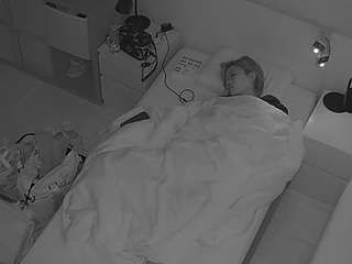 voyeurcam-julmodels-bed-7 — Camsoda recorded stream image, 06.05.2026 14:10