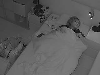voyeurcam-julmodels-bed-7 — Camsoda recorded stream image, 06.05.2026 14:10