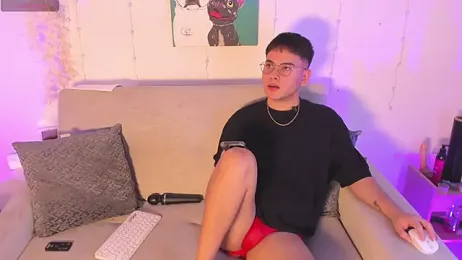 Young_Ben — Stripchat recorded stream image, 09.05.2026 23:50