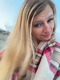 Betsy — Stripchat recorded stream image, 10.05.2026 14:20