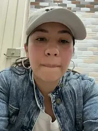 kim_monti — Stripchat recorded stream image, 10.05.2026 16:00