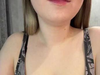 AlinaRay — Bongacams recorded stream image, 11.05.2026 15:10