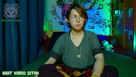TrickyKitsune — Stripchat recorded stream image, 11.05.2026 15:40