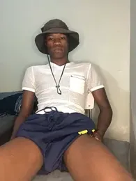 thandolezwe1 — Stripchat recorded stream image, 11.05.2026 19:20