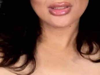 kxaxmichelle — Chaturbate recorded stream image, 11.05.2026 23:10