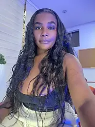 MAREIA_25 — Stripchat recorded stream image, 12.05.2026 17:10