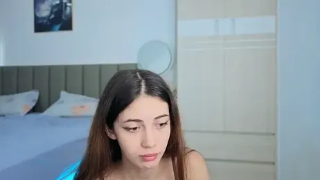 sweety_vikky — Stripchat recorded stream image, 13.05.2026 00:50