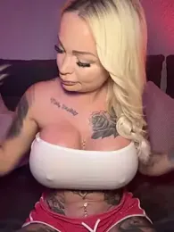 shortybig_official — Stripchat recorded stream image, 13.05.2026 04:00