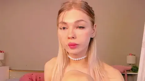 Blondy_Fina — Stripchat recorded stream image, 13.05.2026 05:40