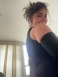 sukhakunis1 — Stripchat recorded stream image, 13.05.2026 16:20