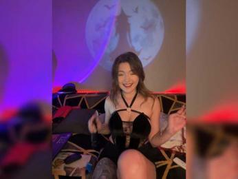 Lisuniyaa — Bongacams recorded stream image, 13.05.2026 21:30