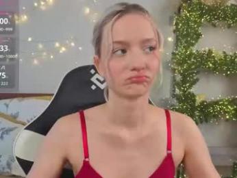 minnietammy — Chaturbate recorded stream image, 13.05.2026 23:10