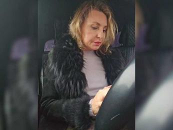 EditaMilf — Bongacams recorded stream screenshot (09 Mar 2025)