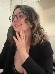 amooraaamoon — Stripchat recorded stream image, 14.05.2026 17:50