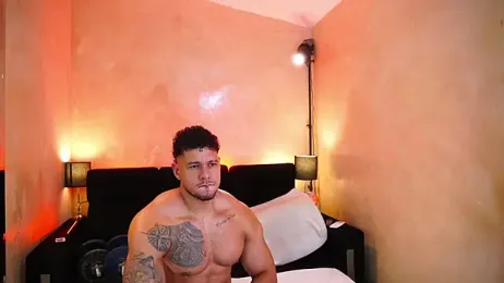 MassimoWalton2 — Stripchat recorded stream image, 15.05.2026 04:20