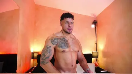 MassimoWalton2 — Stripchat recorded stream image, 15.05.2026 04:20