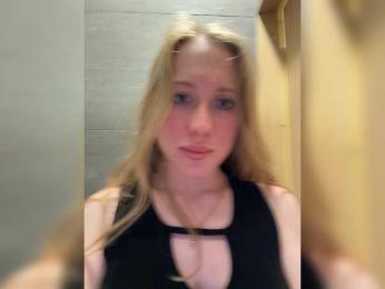 LiiBaby — Bongacams recorded stream image, 15.05.2026 10:50