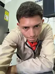 santiObrero — Stripchat recorded stream image, 15.05.2026 20:20