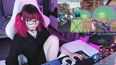 Yumi_Youkai — Stripchat recorded stream image, 15.05.2026 19:40