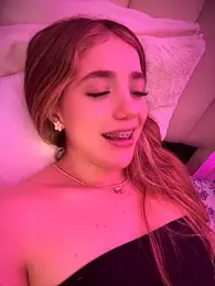 ShelbyHagen — Stripchat recorded stream image, 17.05.2026 01:30