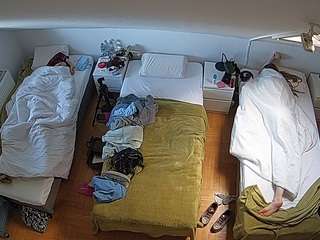voyeurcam-julmodels-bed-7 — Camsoda recorded stream image, 16.05.2026 16:10