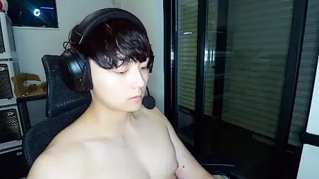 Tkcqcc — Stripchat recorded stream image, 19.05.2026 11:20