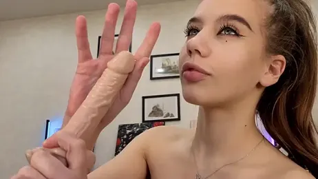 dolly_ll — Stripchat recorded stream image, 19.05.2026 13:30