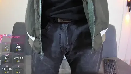 Cum_hunters — Stripchat recorded stream image, 20.05.2026 03:00