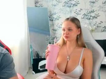 art_cam_ — Chaturbate recorded stream image, 21.05.2026 07:50