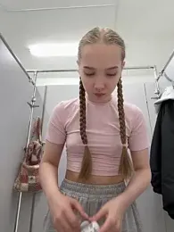 bambi_lu — Stripchat recorded stream image, 21.05.2026 17:40