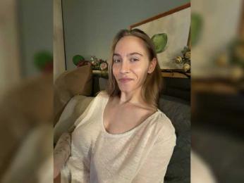 Adamova_Eva — Bongacams recorded stream image, 22.05.2026 05:40
