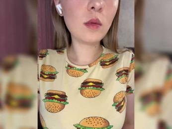 AlinaRay — Bongacams recorded stream image, 22.05.2026 14:30