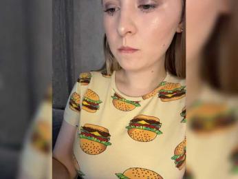 AlinaRay — Bongacams recorded stream image, 22.05.2026 14:30