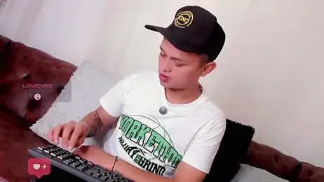 Tim_wolf — Stripchat recorded stream image, 22.05.2026 16:10