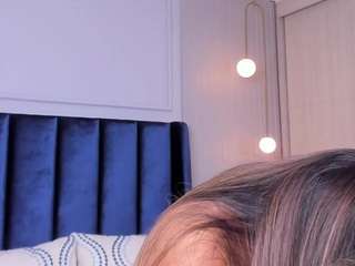 taniafernandez — Camsoda recorded stream image, 22.05.2026 22:00