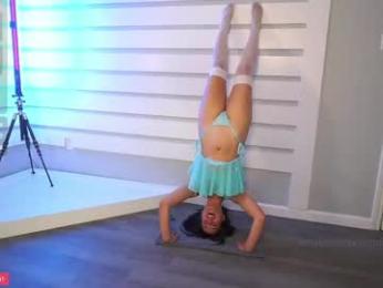 rosiebones — Chaturbate recorded stream image, 22.05.2026 22:00