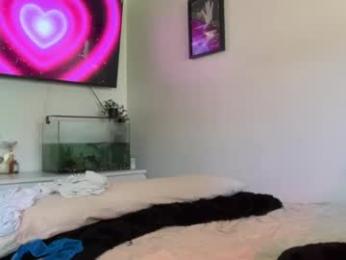 luvlivvyy — Chaturbate recorded stream image, 22.05.2026 23:10