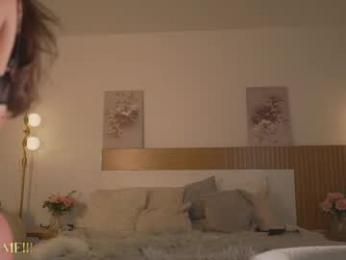 mia_greyy — Chaturbate recorded stream image, 22.05.2026 22:20