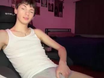 its_rowan — Chaturbate recorded stream image, 22.05.2026 22:20
