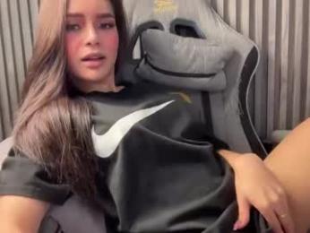 enchatressdixie — Chaturbate recorded stream image, 23.05.2026 05:50