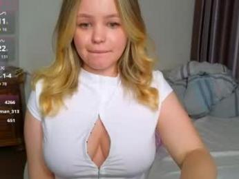 dianaholiday — Chaturbate recorded stream image, 23.05.2026 09:10