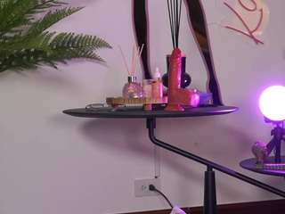 katyerave — Camsoda recorded stream image, 23.05.2026 20:00