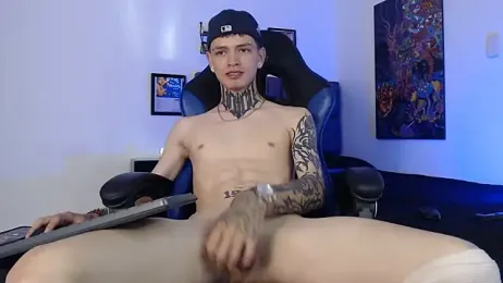 Dan_brownn — Stripchat recorded stream image, 24.05.2026 20:10